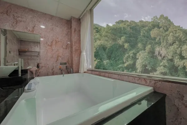 瑞穗溫泉, 花蓮瑞雄温泉旅館