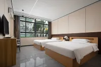 Four Seasons Jiacheng Hotel (Lingshui Haiyun Square Branch) Các khách sạn ở Boundary Island