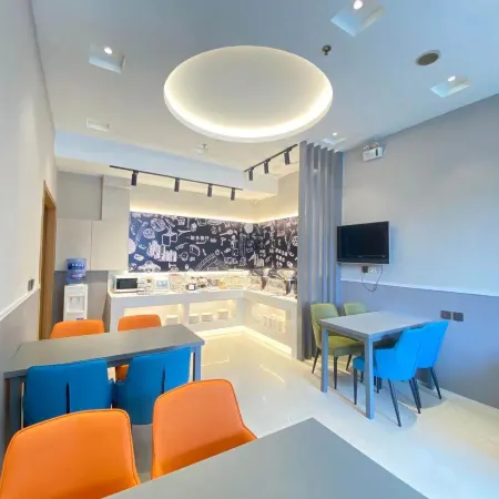 Ripple Hotel (Liaoyang Railway Station)