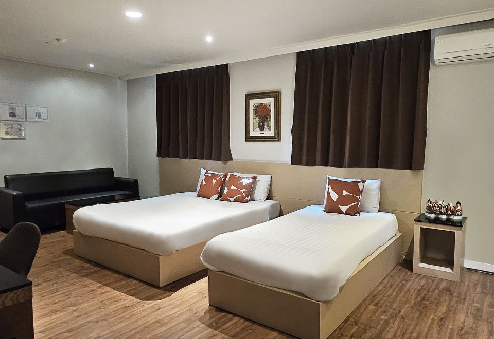 Pungnam Tourist Hotel Over view