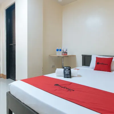 RedDoorz @ Isabelita Hotel Tuguegarao City Hotels near Tuguegarao Cathedral