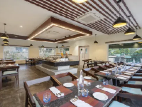 Sterling Corbett Hotels in Pauri Garhwal