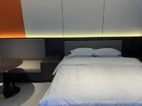 Xingyue E-sports Express Hotel - parking