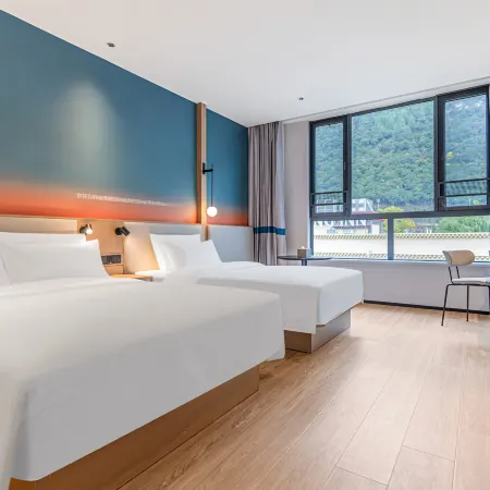 Ni Hao Hotel (Linzhi Bome National Highway 318)