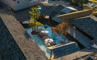 Yunnan Tengchong Beihai Granary Hot Spring Resort Hotel