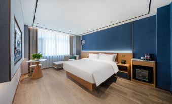 Yilong Anyue Hotel