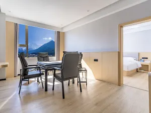 Landscape Hotel