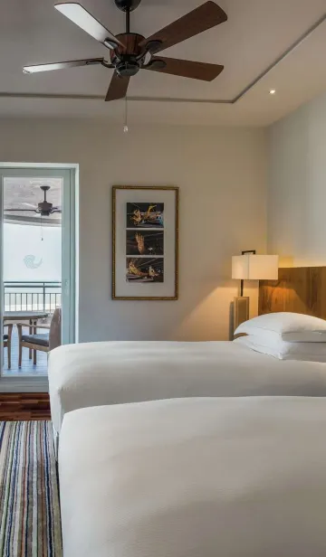 ห้องโอเชียนฟรอนต์สวีทเตียงคู่