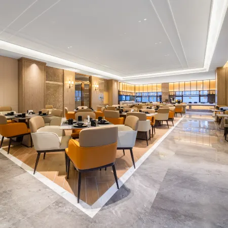 Vienna International Hotel (Shuangfeng County Branch)