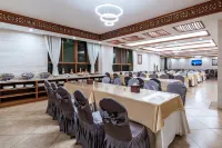 Yurui Hot Spring Garden Hotel Hotels in Ruili