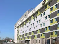 B&B Hotel Paris Meudon Vélizy Hotels near Bouygues Telecom