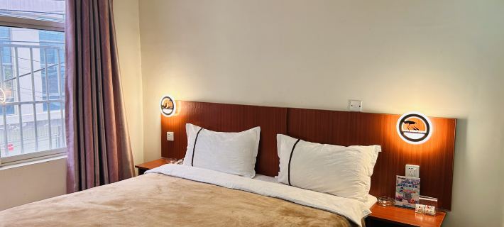 Shilin Qinqing Inn Shilin Yi Özerk İlçesi otelleri