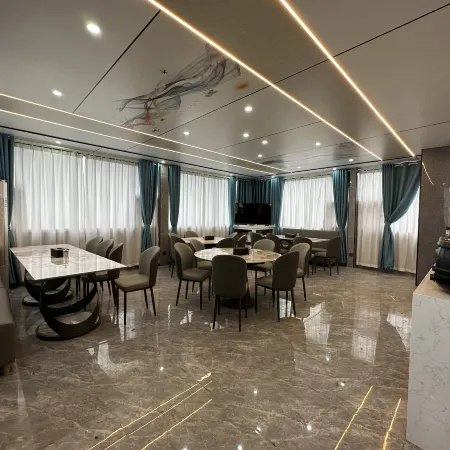Yulin Yuecheng Hotel (Chengzhan Road Railway Station Branch)