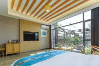 CANAL BAY PENINSULA HOTEL Hotel dekat Suqian International Port