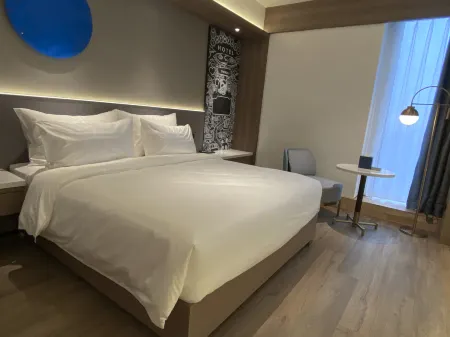 Theme Sky Hotel