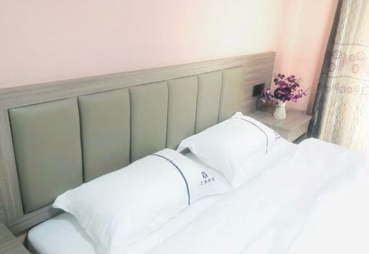 Beihai Wenmei Hotel (Qiaogang Style Street) Hotel Overview