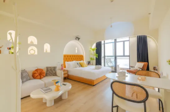 Shanghai Yunjian Selected Theme Apartment (Jiading North Subway Station) 嘉定北駅周辺のホテル