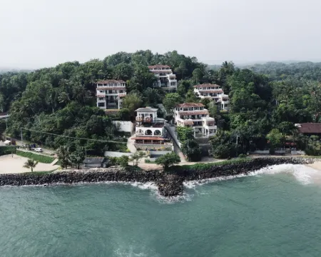 Ocean Bliss by Sugar Coliving Hotéis em Matara