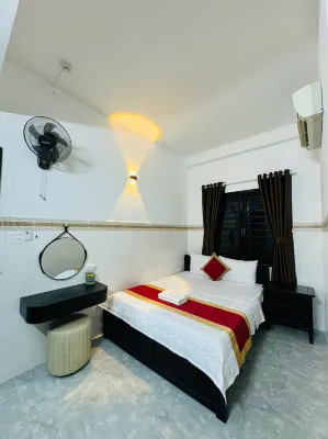 Phú Gia Hotel Phu My Quan 7 Các khách sạn gần Thánh thất Tân Kim