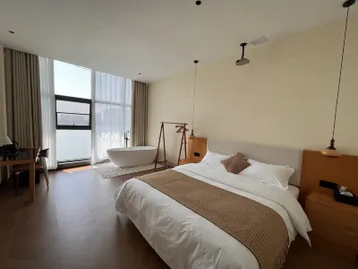 Boyue Resort Hotel Các khách sạn gần Huanggang Institute of Socialism