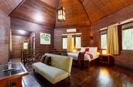 RedDoorz Resort @ Taman Wisata Mangrove Hotels in North Jakarta
