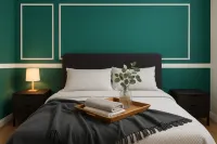 Cozy Solstice Apt | Netflix + WiFi | Pool & Self Check-In Institute for Postgraduate Studies 주변 호텔