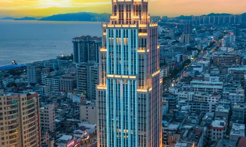 Vienna International Hotel (Shanwei Xinli Central Plaza )