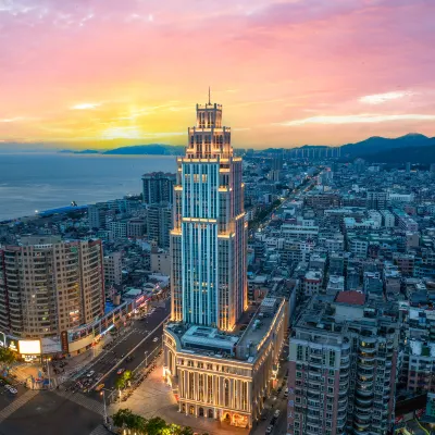 維也納國際酒店（汕尾信利中央廣場店） 鄰近信利·城市廣場的酒店