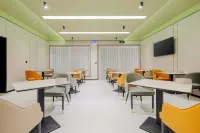 GreenTree Inn Express Hotel (Weihai Wendeng Xiangshan Road) - 3-Star