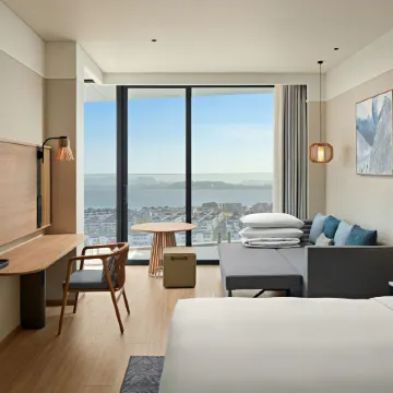 Hyatt Place Ha Long Bay, Bai Chay