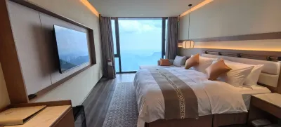 Beijing Banyin Xingkong Hotel (Baihua Mountain) Hotel dekat Shennv Peak