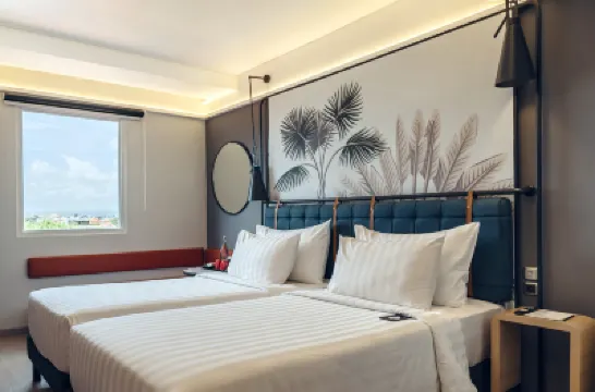 Luminor Hotel Legian Seminyak - Bali Hotel berhampiran foundation soul surf project Bali