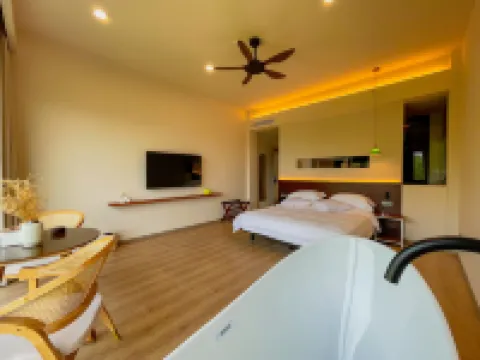 Yunjie Qingsongling Resort Hotel