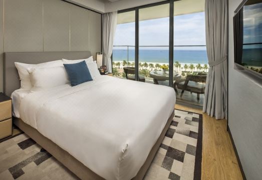 5. Wyndham ..