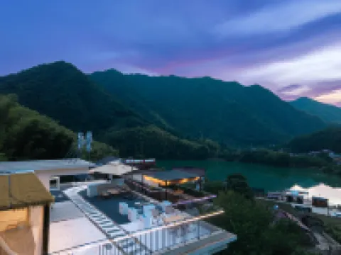 โรงแรมโฟลรัล์ โรงแรมฟานเจียน