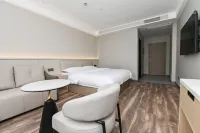 Yazhu Light Luxury Hotel