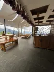 Lake Seasons Hotel a 