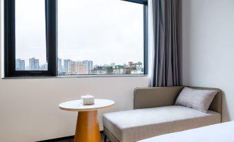 Lesong Hotel (Putian Station)