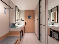 Urba S Hotel (Xiamen Railway Station South Square Branch) Hotels near Siming