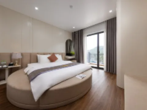 Cat Ba Seoul 2 Hotel & Apartment Hôtels à : Cát Hải