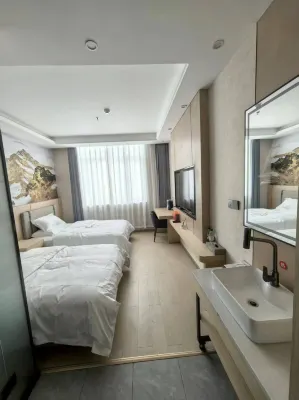 Jingchen Holiday Hotel