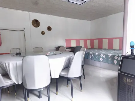 Shuimo Fengqing Chinese Inn