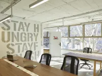 Unite Hostel Barcelona Hotels near Agbar Tower