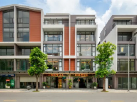 皇家酒店 - Vinhomes 海洋公園 3 號 義柱社酒店