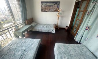 Chongqing Wulishan City Youth Hostel (Red Earth Subway Station)