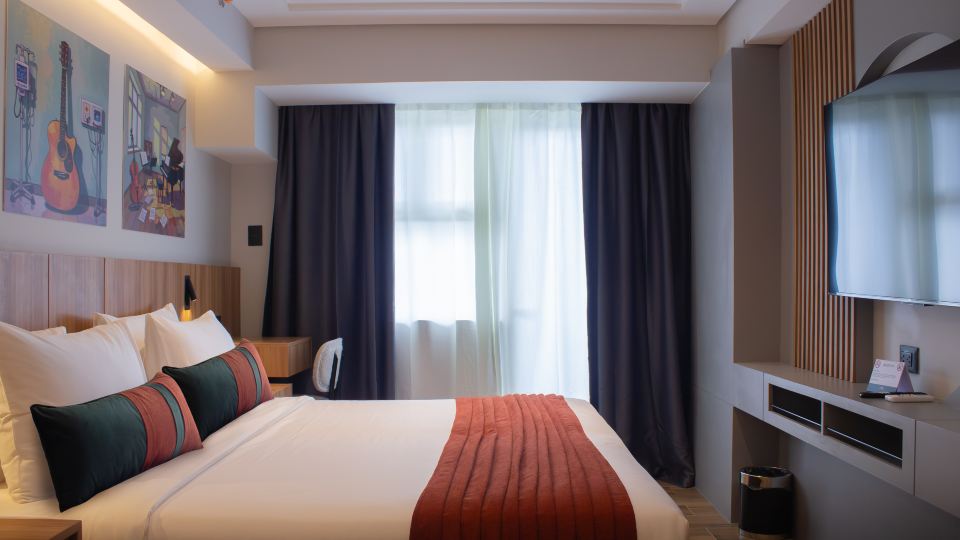 Novel Hotel Manila