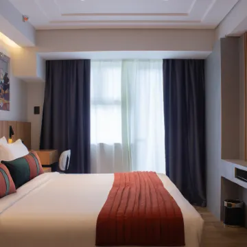 Novel Hotel Manila Hotels near Philippine Veterans Museum