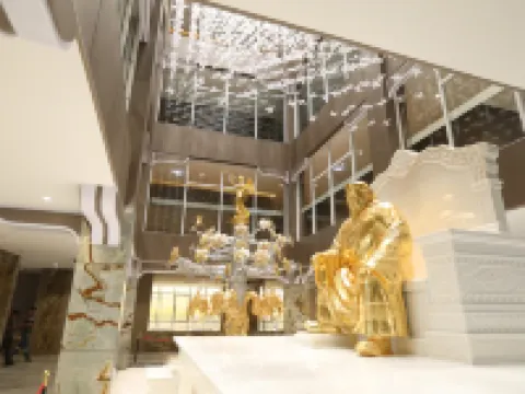 Khubilai Hotel Ulaanbaatar Hotel berhampiran Buyant Ukhaa International Airport