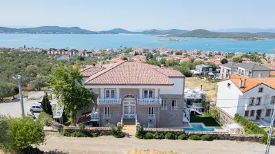 Cunda Piano Hotel  otelleri