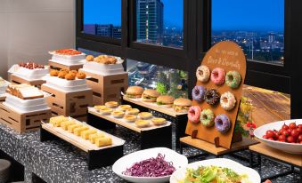 Fengsheng·Interstellar Hotel (Yiwu Global Digital Trade Center International Business City)